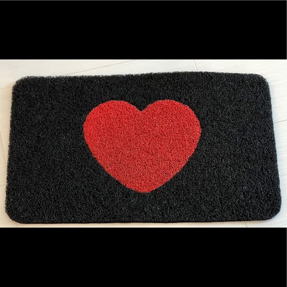 Kikkerland Accents Rugged Pvc Coil Heart Doormat 30x18 Poshmark